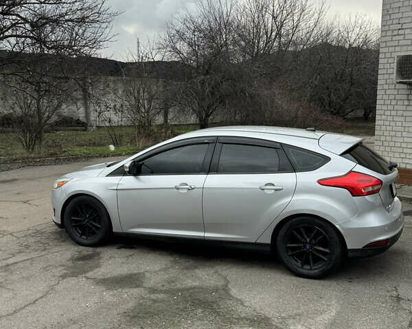 Серый Форд Фокус, объемом двигателя 2 л и пробегом 285 тыс. км за 7300 $, фото 5 на Automoto.ua