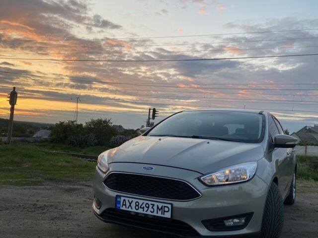 Сірий Форд Фокус, об'ємом двигуна 2 л та пробігом 204 тис. км за 7950 $, фото 1 на Automoto.ua
