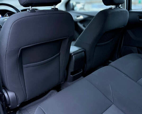 Серый Форд Фокус, объемом двигателя 2 л и пробегом 179 тыс. км за 7499 $, фото 11 на Automoto.ua