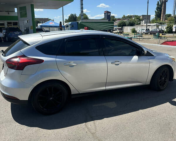 Серый Форд Фокус, объемом двигателя 2 л и пробегом 285 тыс. км за 6500 $, фото 7 на Automoto.ua