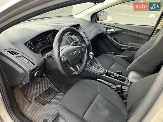 Сірий Форд Фокус, об'ємом двигуна 2 л та пробігом 160 тис. км за 7400 $, фото 8 на Automoto.ua