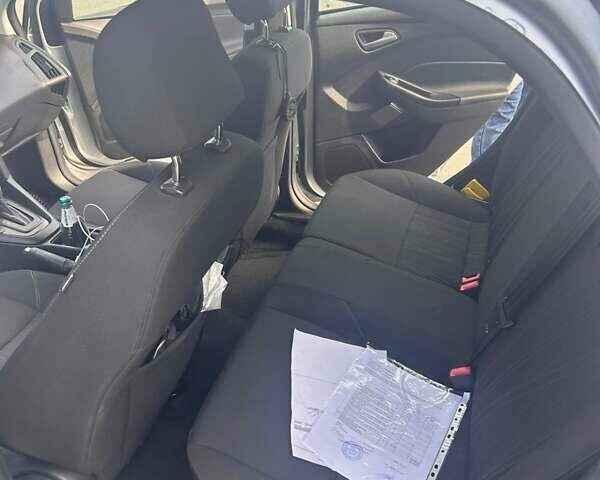 Серый Форд Фокус, объемом двигателя 2 л и пробегом 213 тыс. км за 7100 $, фото 2 на Automoto.ua