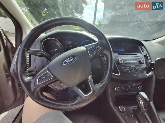 Сірий Форд Фокус, об'ємом двигуна 2 л та пробігом 180 тис. км за 8200 $, фото 6 на Automoto.ua
