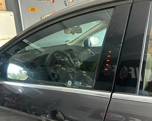 Серый Форд Фокус, объемом двигателя 2 л и пробегом 147 тыс. км за 9000 $, фото 17 на Automoto.ua