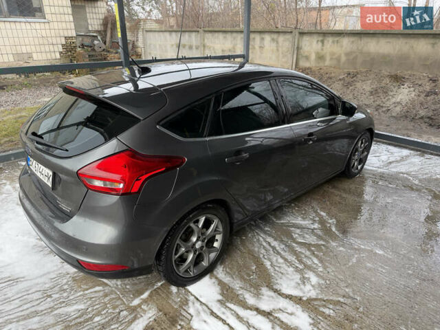 Серый Форд Фокус, объемом двигателя 2.01 л и пробегом 213 тыс. км за 8200 $, фото 2 на Automoto.ua