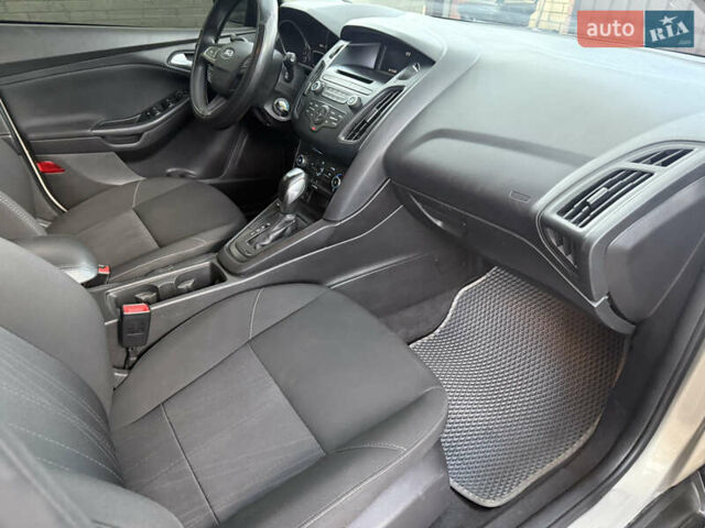 Серый Форд Фокус, объемом двигателя 2 л и пробегом 160 тыс. км за 8700 $, фото 20 на Automoto.ua