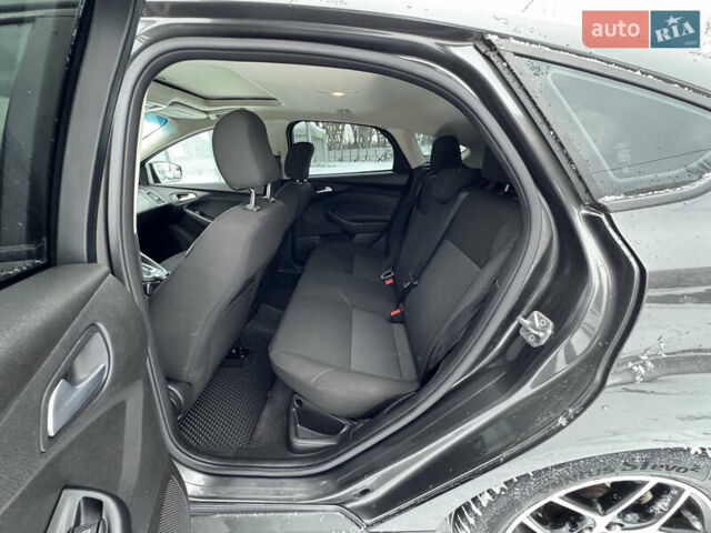 Серый Форд Фокус, объемом двигателя 2 л и пробегом 63 тыс. км за 8500 $, фото 22 на Automoto.ua