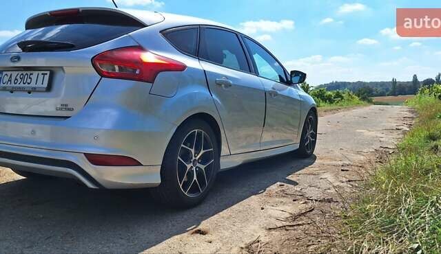 Сірий Форд Фокус, об'ємом двигуна 2 л та пробігом 177 тис. км за 6500 $, фото 12 на Automoto.ua