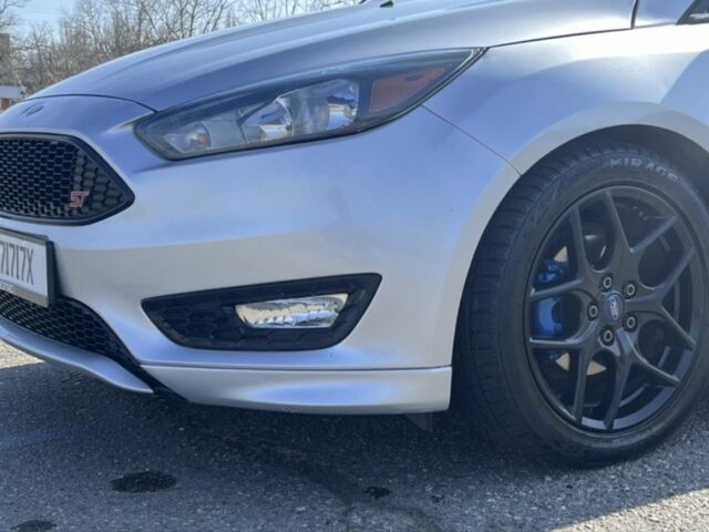 Серый Форд Фокус, объемом двигателя 2 л и пробегом 195 тыс. км за 8500 $, фото 14 на Automoto.ua