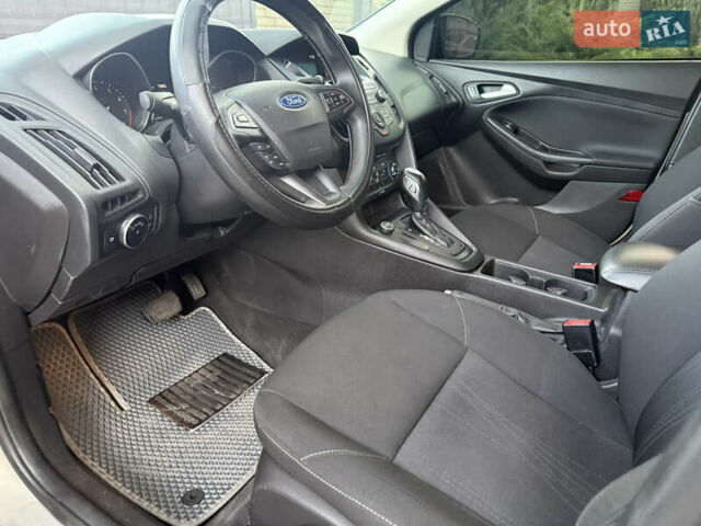 Серый Форд Фокус, объемом двигателя 2 л и пробегом 160 тыс. км за 8700 $, фото 32 на Automoto.ua