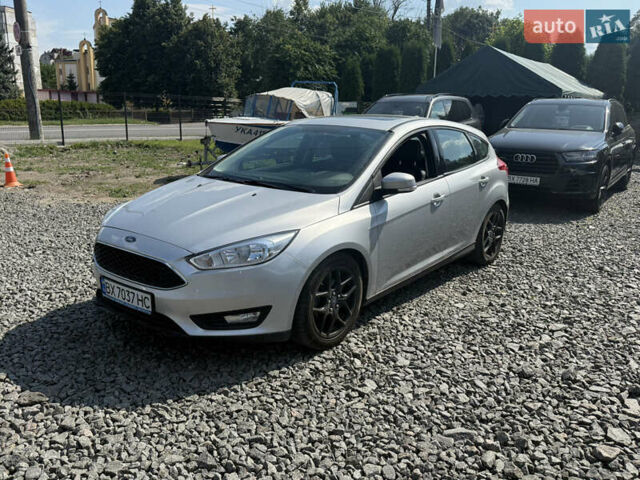 Форд Фокус 2016 в Хмельницком на Automoto.ua Серый Форд Фокус, объемом двигателя 2 л и пробегом 213 тыс. км за 9500 $, фото 3 на Automoto.ua