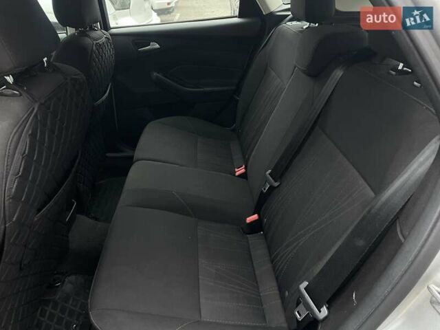 Серый Форд Фокус, объемом двигателя 2 л и пробегом 147 тыс. км за 8999 $, фото 19 на Automoto.ua