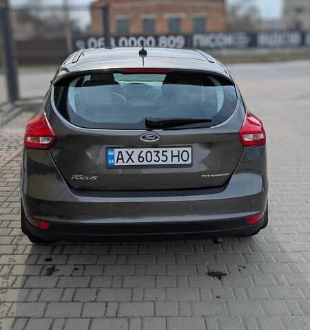 Сірий Форд Фокус, об'ємом двигуна 2 л та пробігом 106 тис. км за 10000 $, фото 6 на Automoto.ua