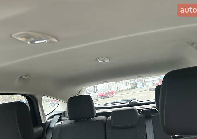 Сірий Форд Фокус, об'ємом двигуна 2 л та пробігом 163 тис. км за 8500 $, фото 40 на Automoto.ua