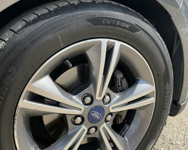 Сірий Форд Фокус, об'ємом двигуна 1 л та пробігом 95 тис. км за 9600 $, фото 15 на Automoto.ua