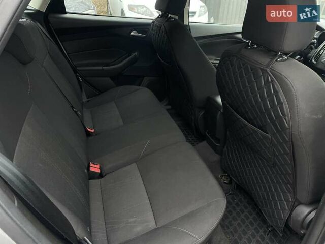 Серый Форд Фокус, объемом двигателя 2 л и пробегом 147 тыс. км за 8999 $, фото 20 на Automoto.ua