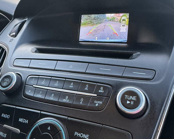 Сірий Форд Фокус, об'ємом двигуна 2 л та пробігом 196 тис. км за 8300 $, фото 21 на Automoto.ua