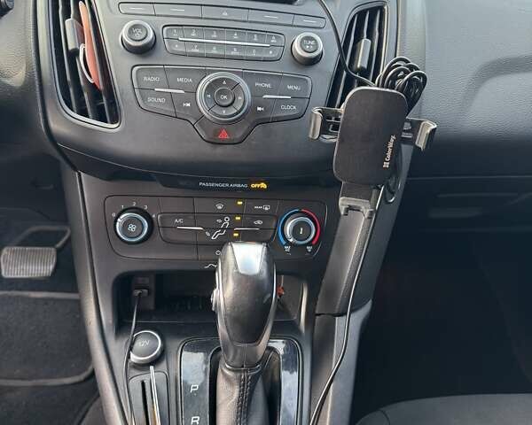 Серый Форд Фокус, объемом двигателя 2 л и пробегом 158 тыс. км за 7400 $, фото 8 на Automoto.ua