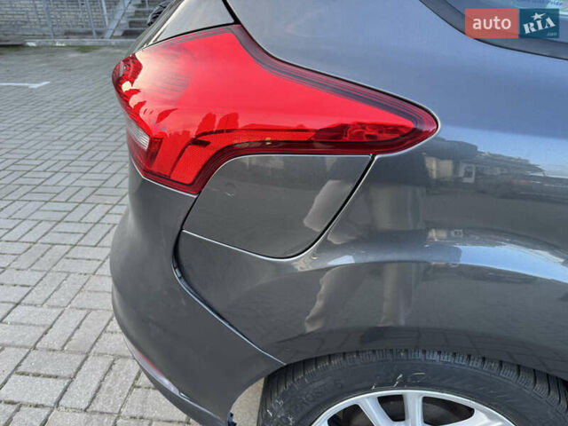 Сірий Форд Фокус, об'ємом двигуна 2.01 л та пробігом 179 тис. км за 7600 $, фото 23 на Automoto.ua