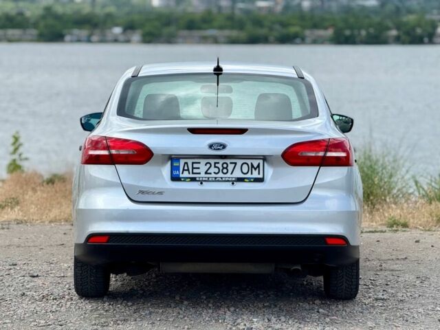 Серый Форд Фокус, объемом двигателя 2 л и пробегом 196 тыс. км за 7150 $, фото 7 на Automoto.ua