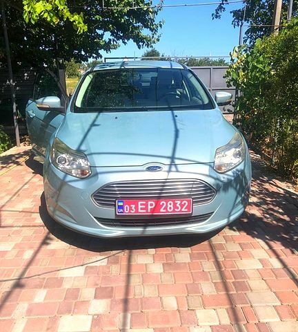 Серый Форд Фокус, объемом двигателя 0.11 л и пробегом 0 тыс. км за 5700 $, фото 3 на Automoto.ua