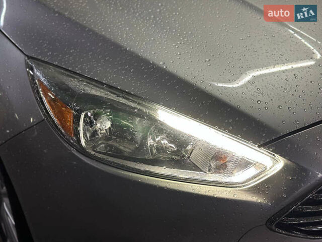 Серый Форд Фокус, объемом двигателя 2 л и пробегом 95 тыс. км за 10300 $, фото 40 на Automoto.ua