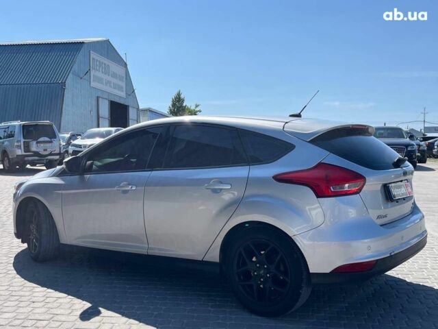 Серый Форд Фокус, объемом двигателя 2 л и пробегом 197 тыс. км за 8990 $, фото 7 на Automoto.ua