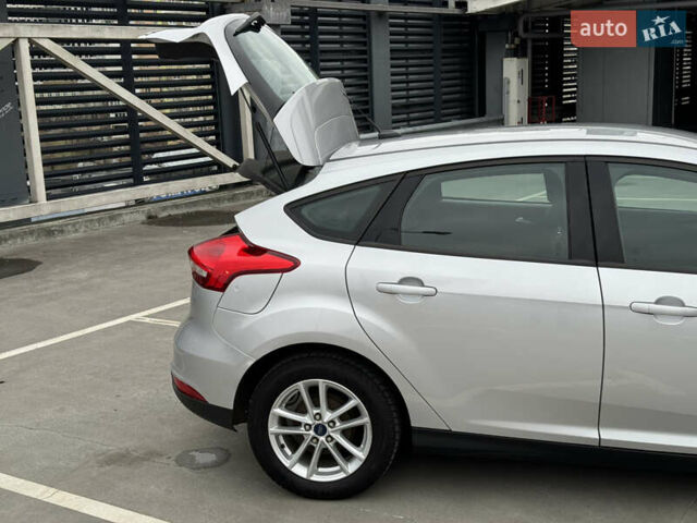 Серый Форд Фокус, объемом двигателя 2 л и пробегом 117 тыс. км за 8900 $, фото 69 на Automoto.ua