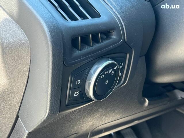 Серый Форд Фокус, объемом двигателя 2 л и пробегом 197 тыс. км за 8990 $, фото 18 на Automoto.ua