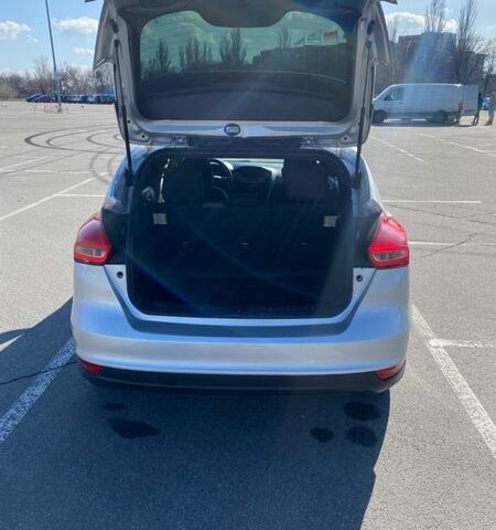 Серый Форд Фокус, объемом двигателя 2 л и пробегом 140 тыс. км за 8900 $, фото 16 на Automoto.ua