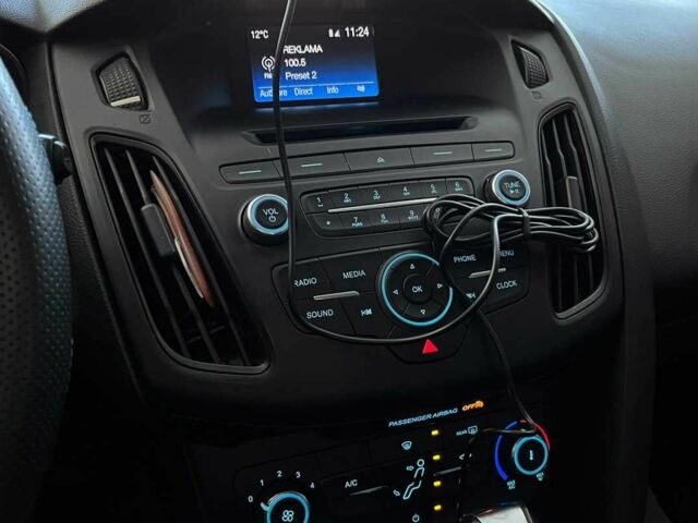 Сірий Форд Фокус, об'ємом двигуна 2 л та пробігом 159 тис. км за 8000 $, фото 12 на Automoto.ua