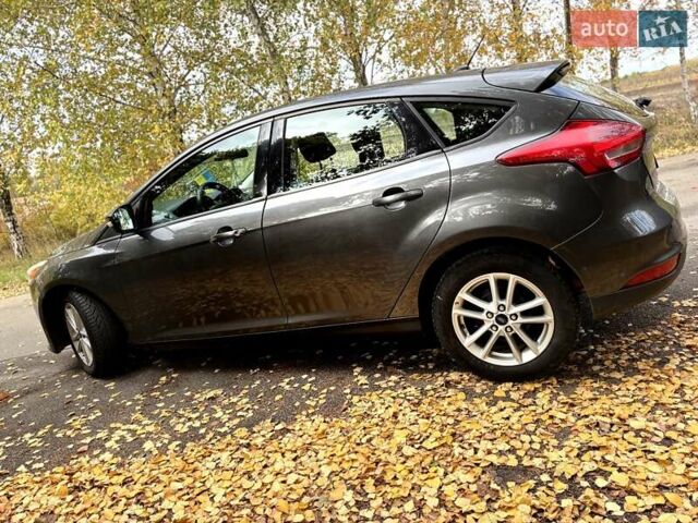 Серый Форд Фокус, объемом двигателя 2 л и пробегом 225 тыс. км за 8200 $, фото 5 на Automoto.ua