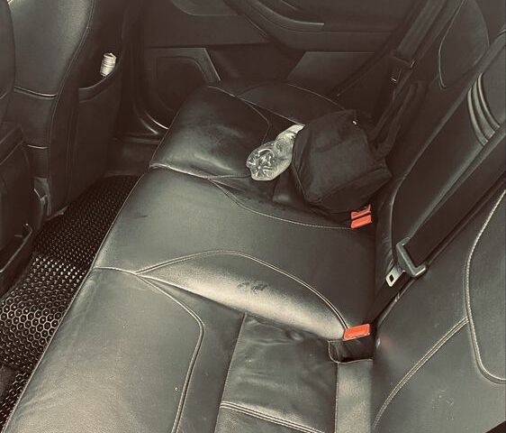 Серый Форд Фокус, объемом двигателя 2 л и пробегом 260 тыс. км за 7500 $, фото 13 на Automoto.ua