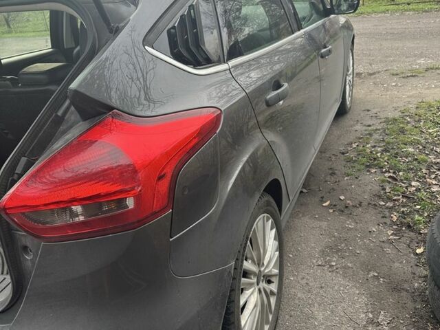 Серый Форд Фокус, объемом двигателя 2 л и пробегом 90 тыс. км за 9500 $, фото 2 на Automoto.ua