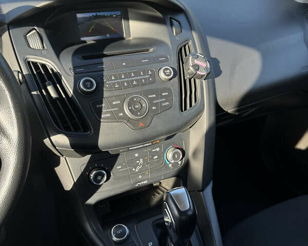 Форд Фокус 2016 в Варве на Automoto.ua Серый Форд Фокус, объемом двигателя 1.99 л и пробегом 149 тыс. км за 8300 $, фото 9 на Automoto.ua
