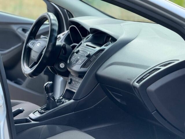 Серый Форд Фокус, объемом двигателя 2 л и пробегом 196 тыс. км за 7150 $, фото 11 на Automoto.ua