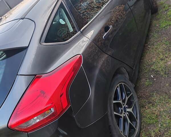 Сірий Форд Фокус, об'ємом двигуна 2 л та пробігом 207 тис. км за 8500 $, фото 3 на Automoto.ua