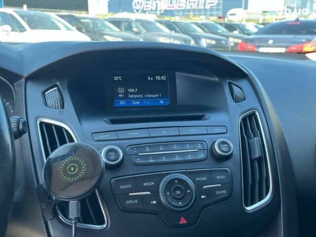 Серый Форд Фокус, объемом двигателя 2 л и пробегом 197 тыс. км за 8990 $, фото 19 на Automoto.ua