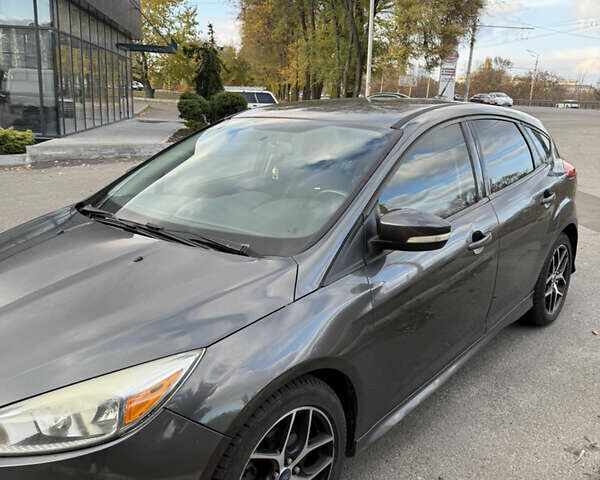 Сірий Форд Фокус, об'ємом двигуна 2 л та пробігом 157 тис. км за 7999 $, фото 3 на Automoto.ua