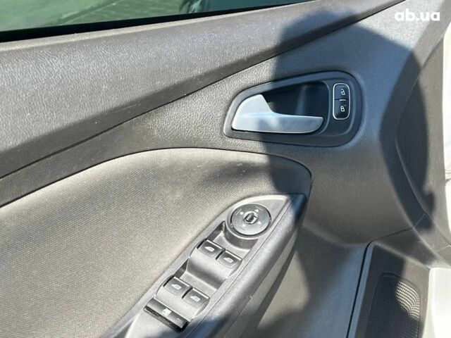 Серый Форд Фокус, объемом двигателя 2 л и пробегом 197 тыс. км за 8990 $, фото 12 на Automoto.ua