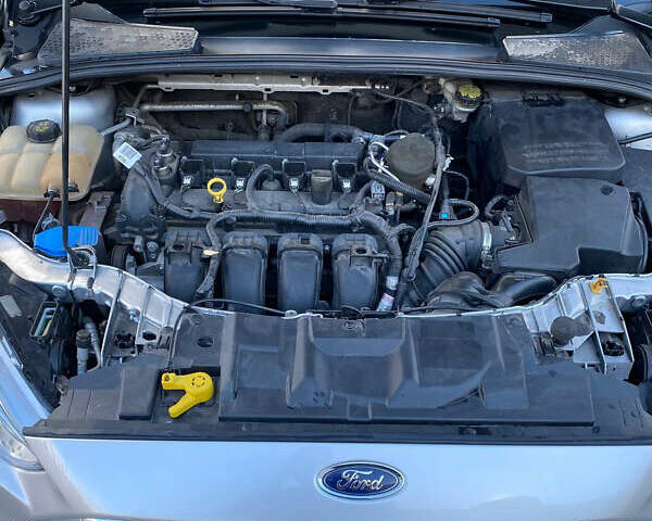 Серый Форд Фокус, объемом двигателя 2 л и пробегом 211 тыс. км за 9200 $, фото 10 на Automoto.ua