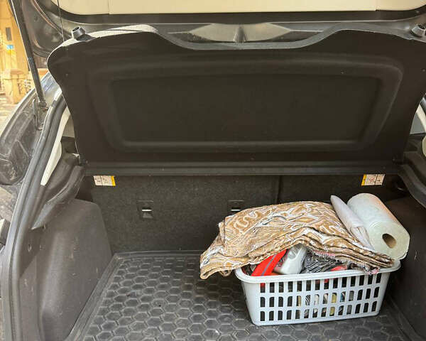 Форд Фокус 2016 в Одессе на Automoto.ua Серый Форд Фокус, объемом двигателя 2 л и пробегом 110 тыс. км за 9500 $, фото 8 на Automoto.ua