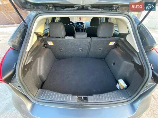 Серый Форд Фокус, объемом двигателя 2 л и пробегом 173 тыс. км за 7200 $, фото 12 на Automoto.ua