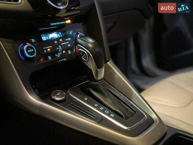 Серый Форд Фокус, объемом двигателя 2 л и пробегом 95 тыс. км за 10300 $, фото 13 на Automoto.ua