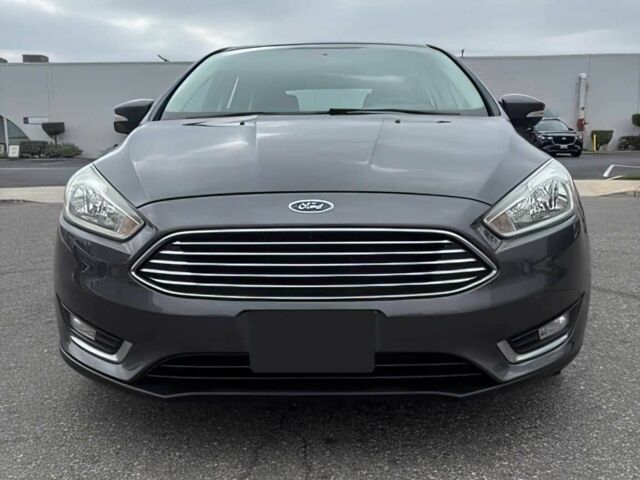 Серый Форд Фокус, объемом двигателя 2 л и пробегом 80 тыс. км за 7600 $, фото 1 на Automoto.ua