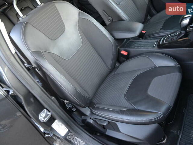 Форд Фокус 2016 в Луцке на Automoto.ua Серый Форд Фокус, объемом двигателя 0 л и пробегом 100 тыс. км за 6999 $, фото 20 на Automoto.ua