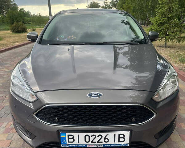 Серый Форд Фокус, объемом двигателя 1 л и пробегом 75 тыс. км за 10500 $, фото 1 на Automoto.ua