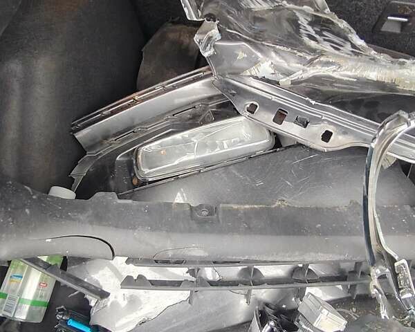 Серый Форд Фокус, объемом двигателя 2 л и пробегом 180 тыс. км за 5750 $, фото 13 на Automoto.ua