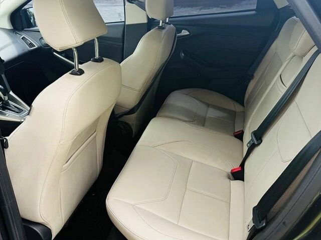Сірий Форд Фокус, об'ємом двигуна 2 л та пробігом 170 тис. км за 8400 $, фото 13 на Automoto.ua