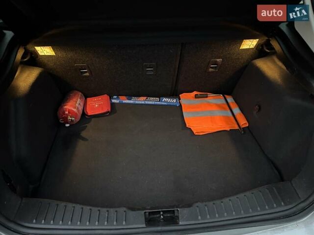 Серый Форд Фокус, объемом двигателя 2 л и пробегом 205 тыс. км за 7200 $, фото 8 на Automoto.ua